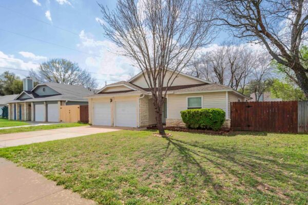 1910 Andover Dr, Round Rock