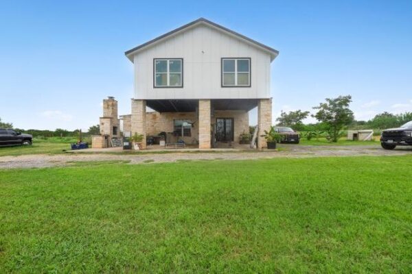 1228 Fm 969 None, Bastrop