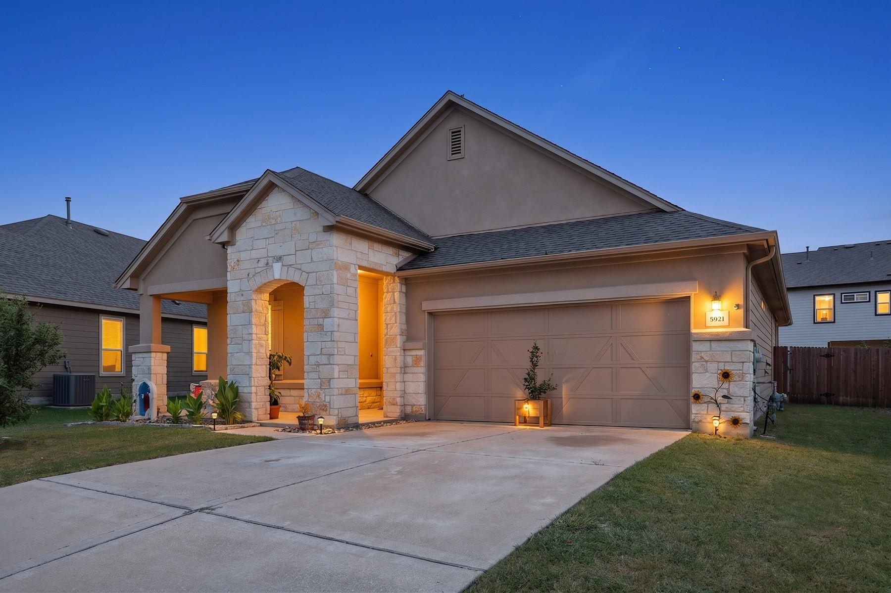 5921 Sardinia Dr, Round Rock, TX 78665