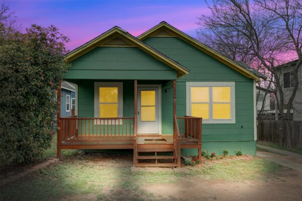 6906 CARVER Ave #A, Austin