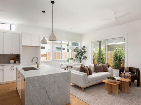 6407 Bradsher None #I, Austin