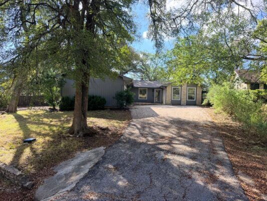 2 Acacia Dr, Wimberley