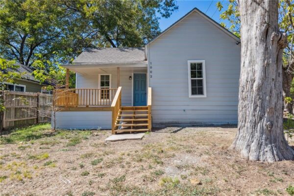 1002 S 2nd St, Temple