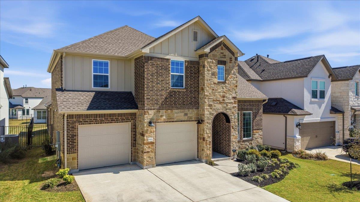 1904 Varese Path None, Leander