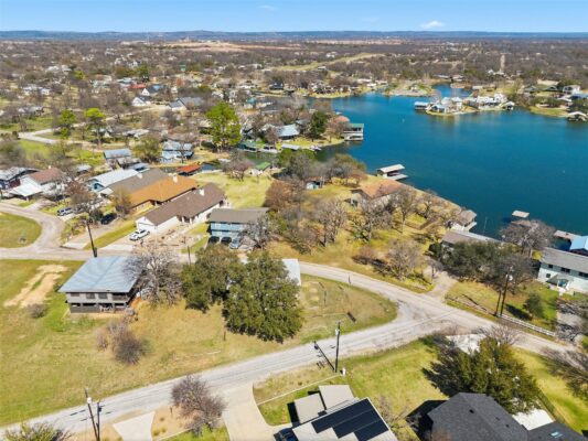625 Deep Cove Dr, Marble Falls