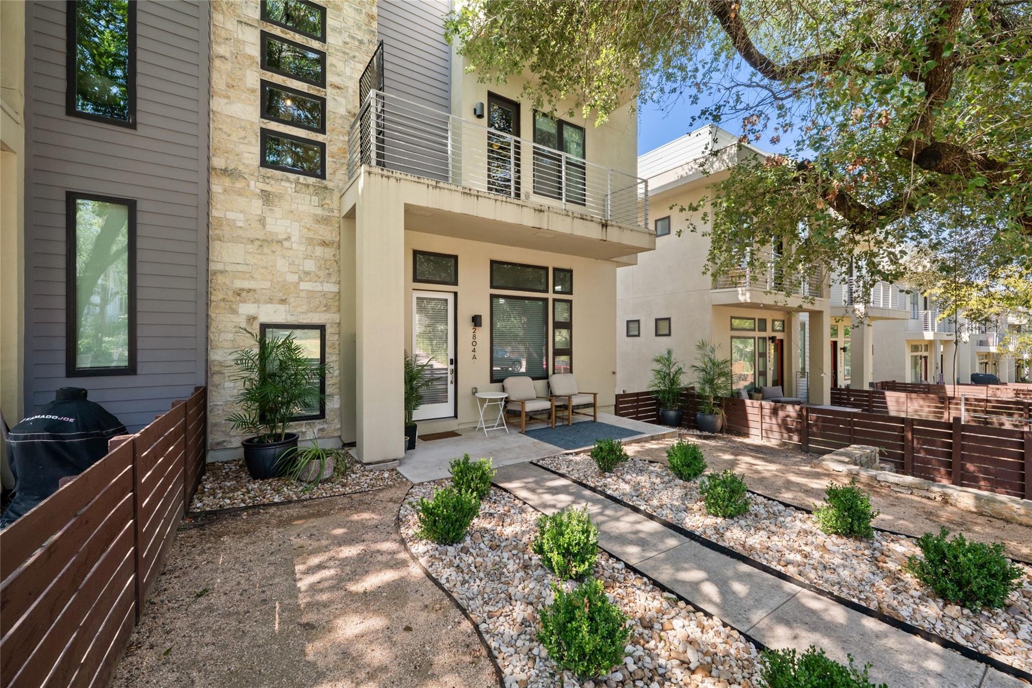 2804 S 5th St #A, Austin, TX 78704