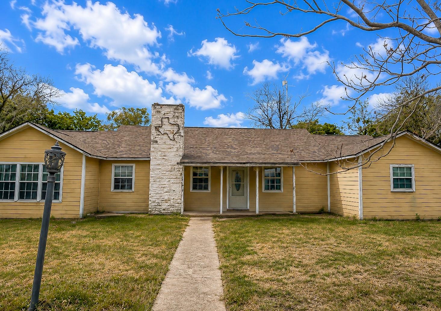 3951 Fm 970 None, Florence, TX 76527