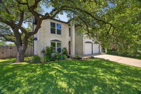 2712 Buckeye Trl, Cedar Park