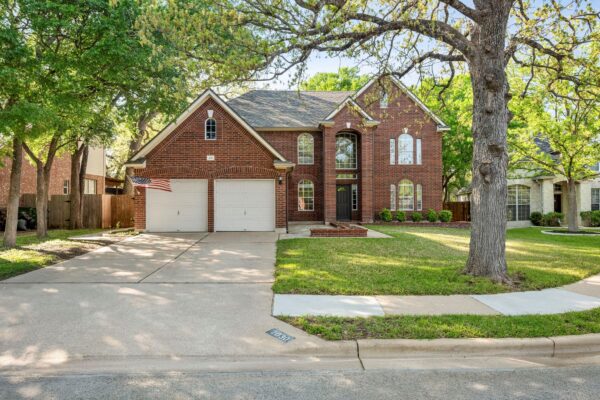 2030 Wood Glen Dr, Round Rock