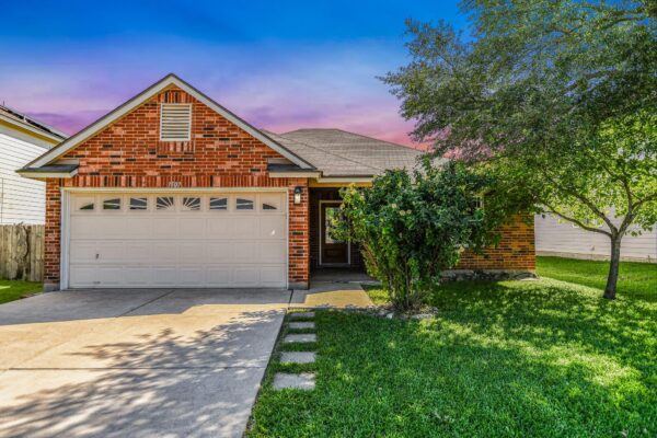 1507 Apollo Cir, Round Rock