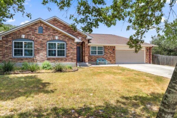 8 Stone Creek Cir, Wimberley