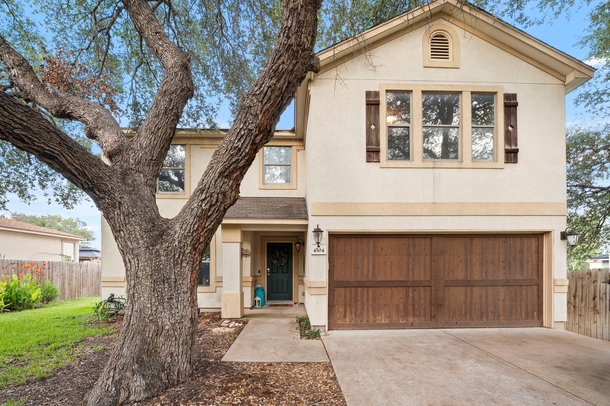 4504 Woodstock Dr, Georgetown, TX 78633