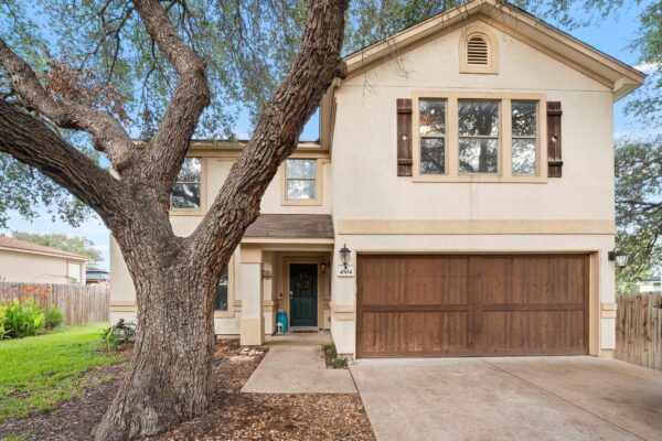 4504 Woodstock Dr, Georgetown