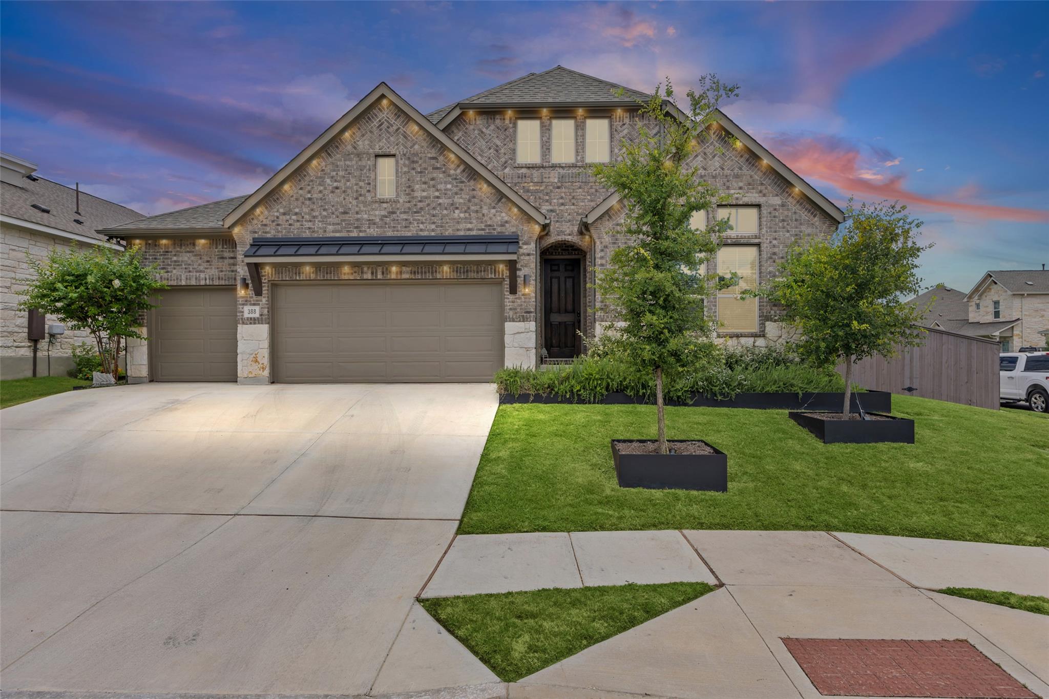388 Washington Dr, Kyle, TX 78640
