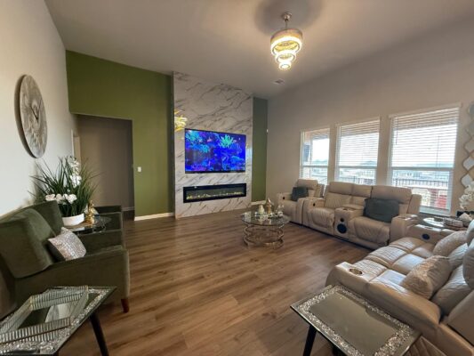 602 Sue Peaks Loop, Dripping Springs