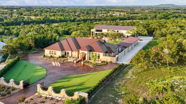 105 Esperanza Petal Pass, Liberty Hill