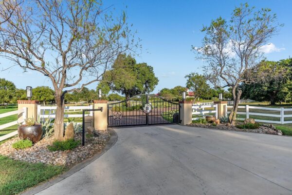 409 Haney Trce, Horseshoe Bay