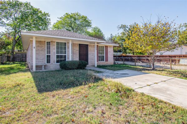 309 Ellis St, San Marcos