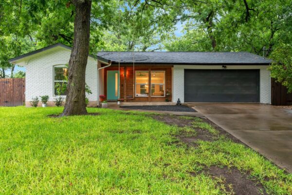 823 Walnut Creek Dr, Austin