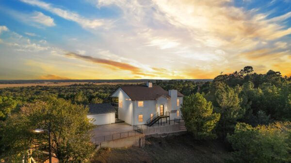 106 Koolua Dr, Bastrop