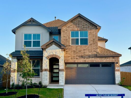 1840 Crooked Creek St, Leander
