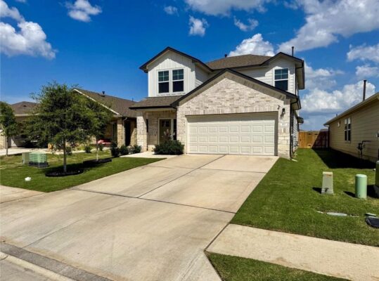107 Hamilton Pool Ln, Bastrop