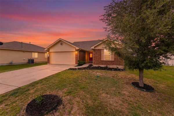 14504 Martial Eagle Dr, Elgin