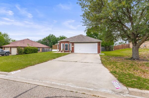 2209 Creek Dr, Harker Heights