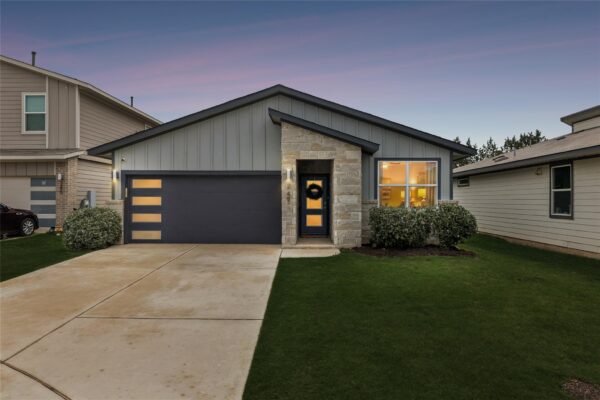 249 Centuryplant Rd, Leander