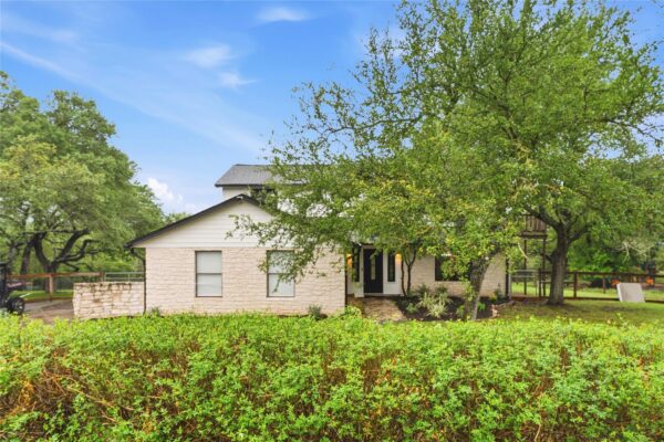 612 Canyon Rim Dr, Dripping Springs