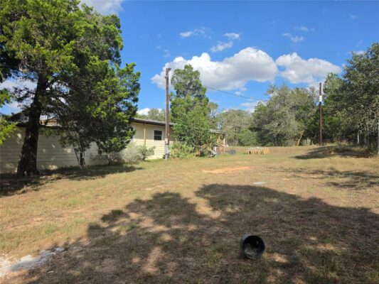 150 Wayside Dr, Elgin