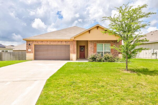717 Friar Tuck Dr, Temple