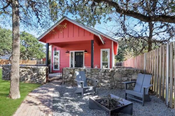 241 Haydon St, Dripping Springs