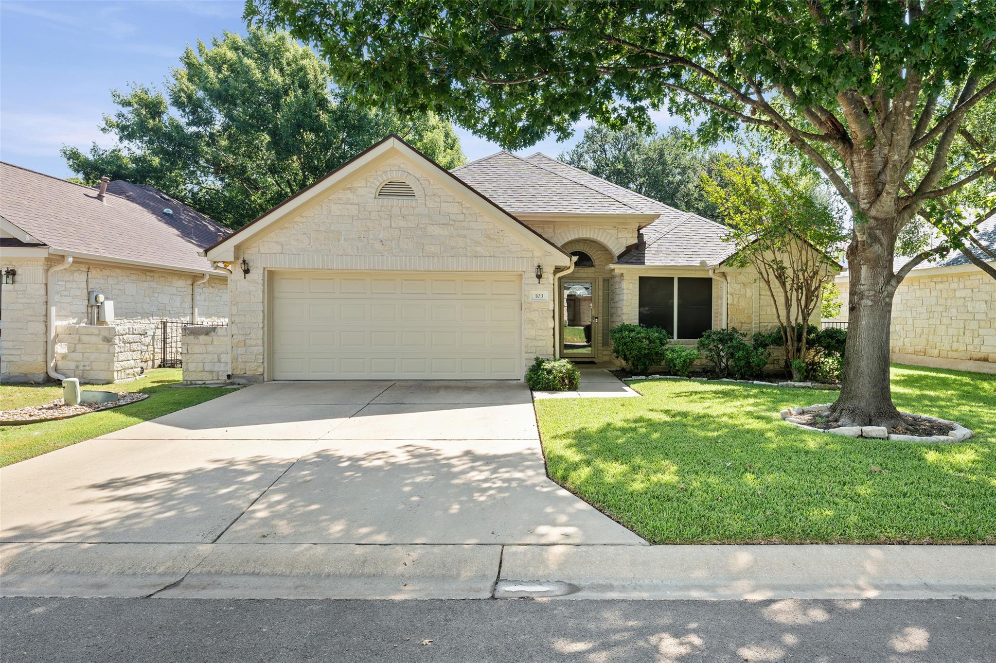 103 Village Dr, Georgetown, TX 78628