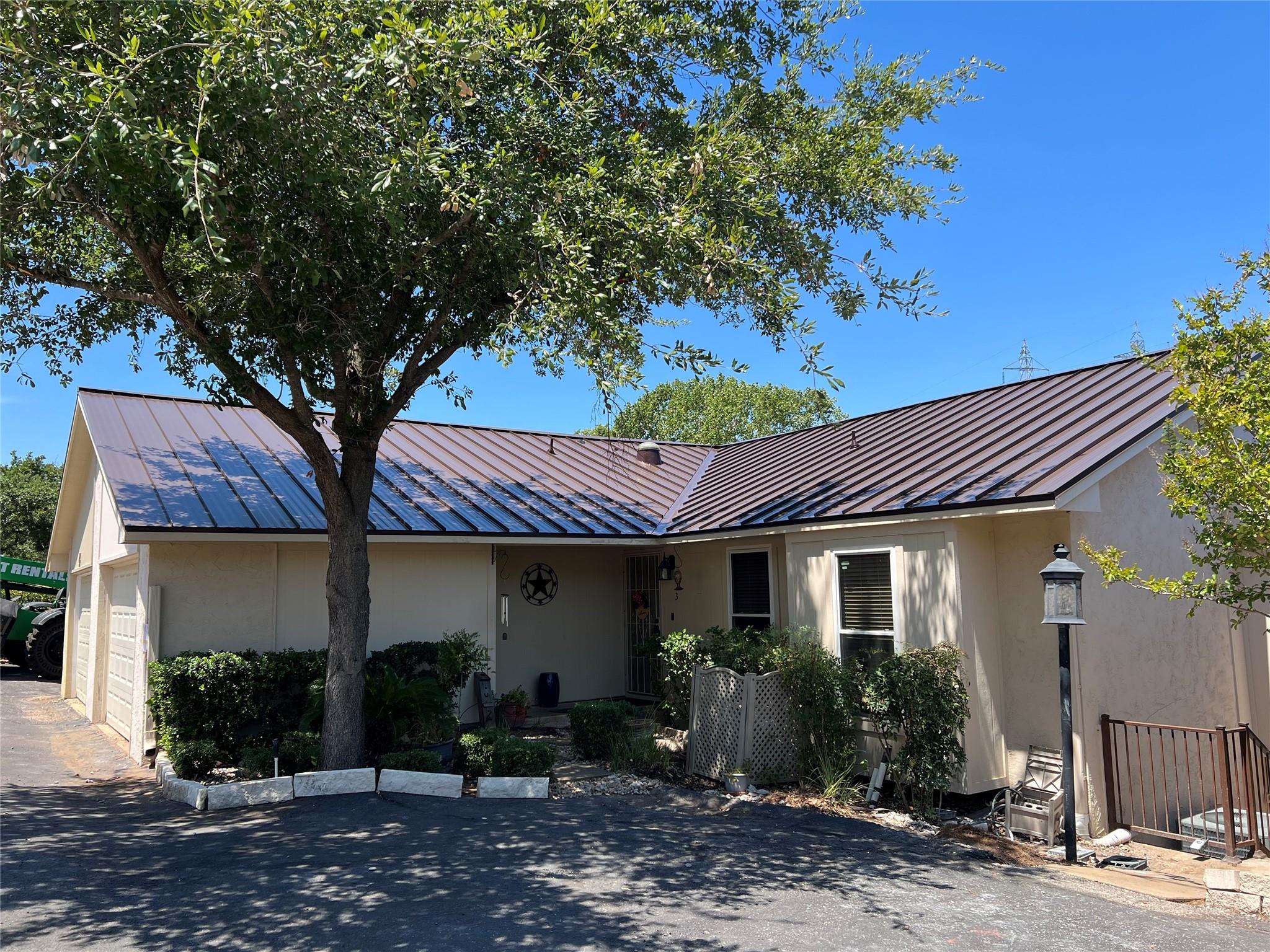 200 Full Moon None #3, Horseshoe Bay, TX 78657