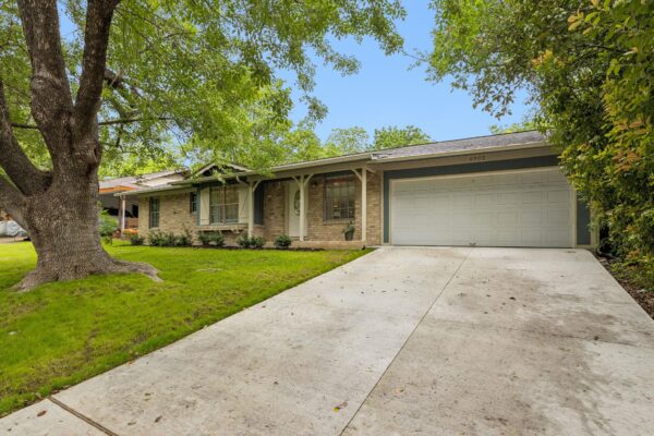 6902 Notre Dame Dr, Austin
