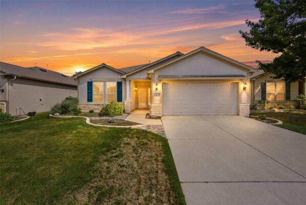 807 Independence Creek Ln, Georgetown