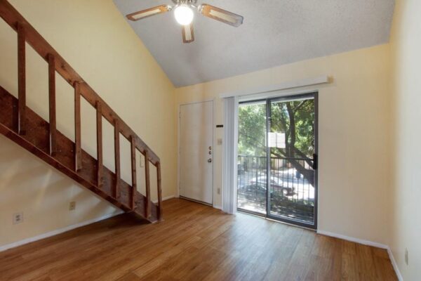 708 Graham Pl #205, Austin