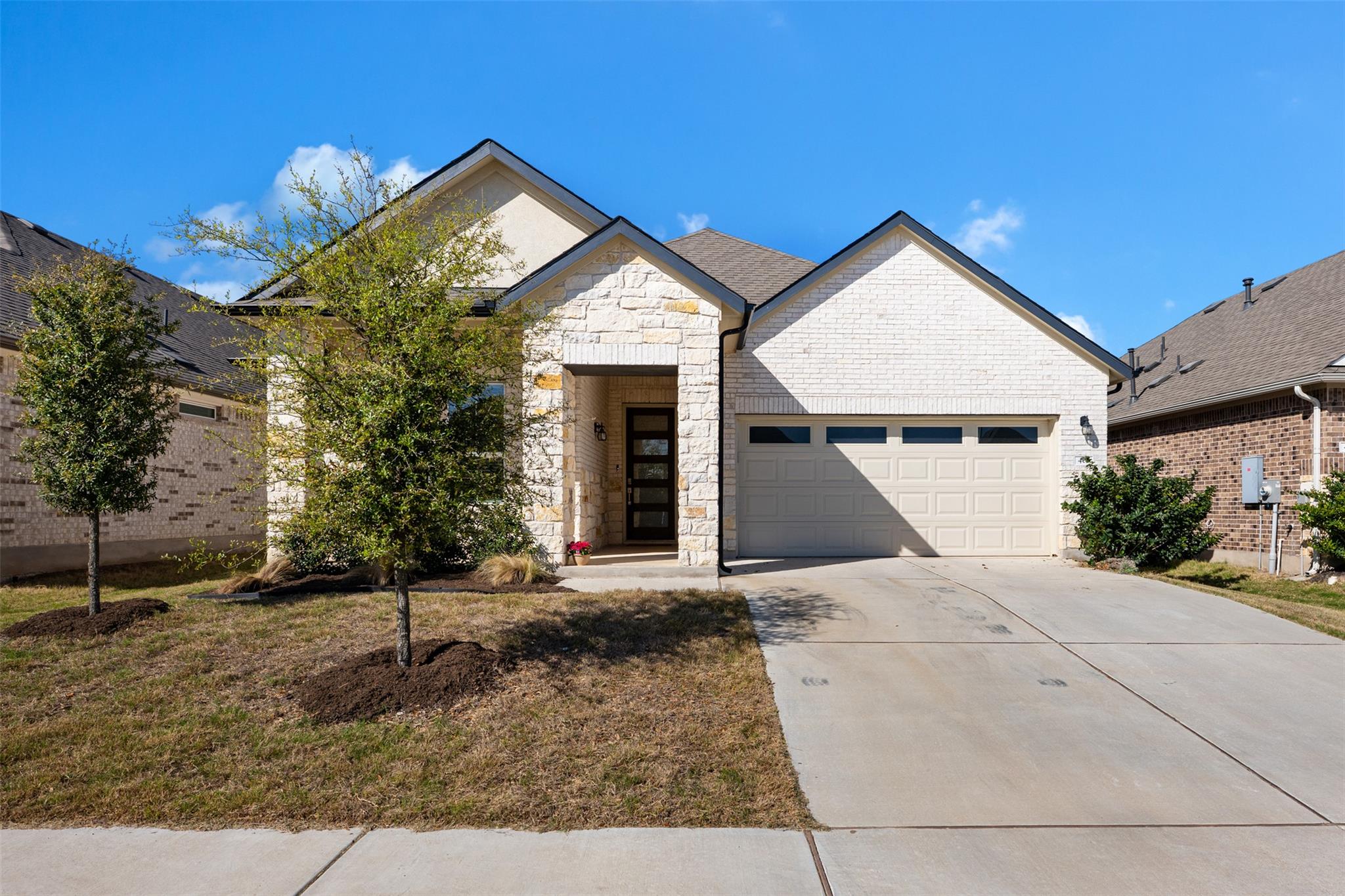 405 Mountain Sky Bnd, Leander