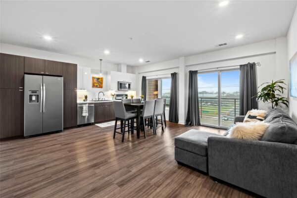 4361 S Congress Ave #402, Austin