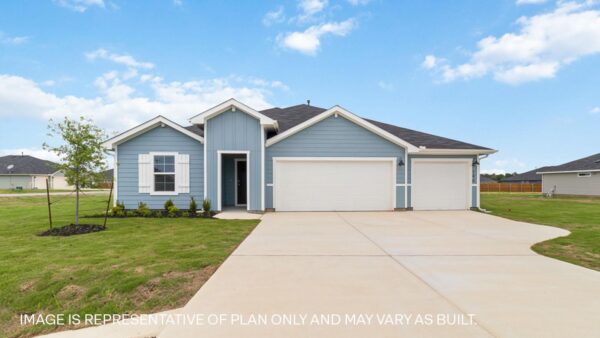 143 Great Northern Dr, Cedar Creek