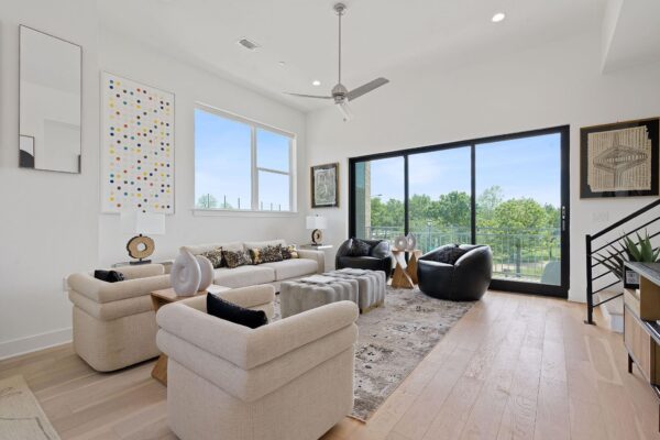 2805 McCurdy St #1, Austin