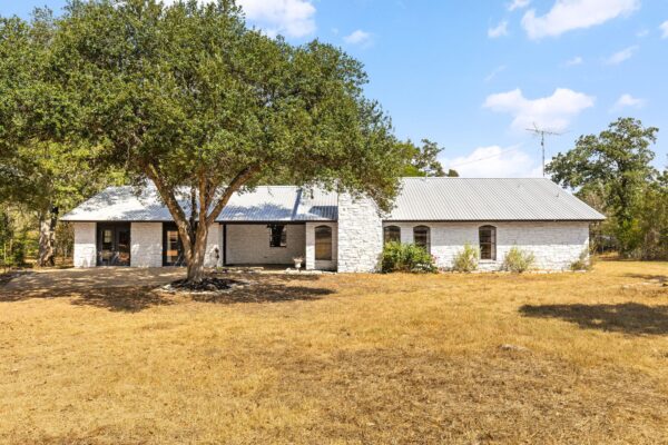 196 Willy Rd, Bastrop