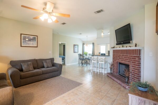 3209 Crystal Cir, Taylor