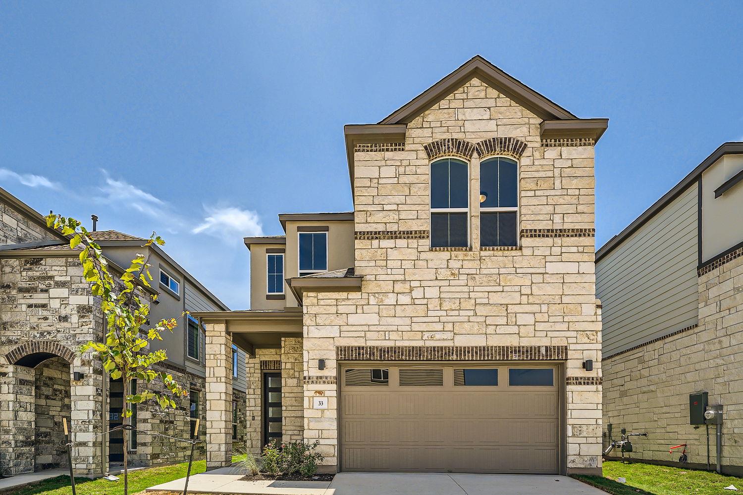 1531 N Red Bud Ln #33, Round Rock