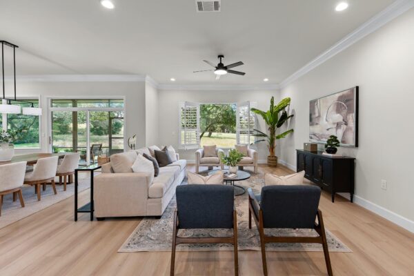 111 Golf View Dr, Georgetown