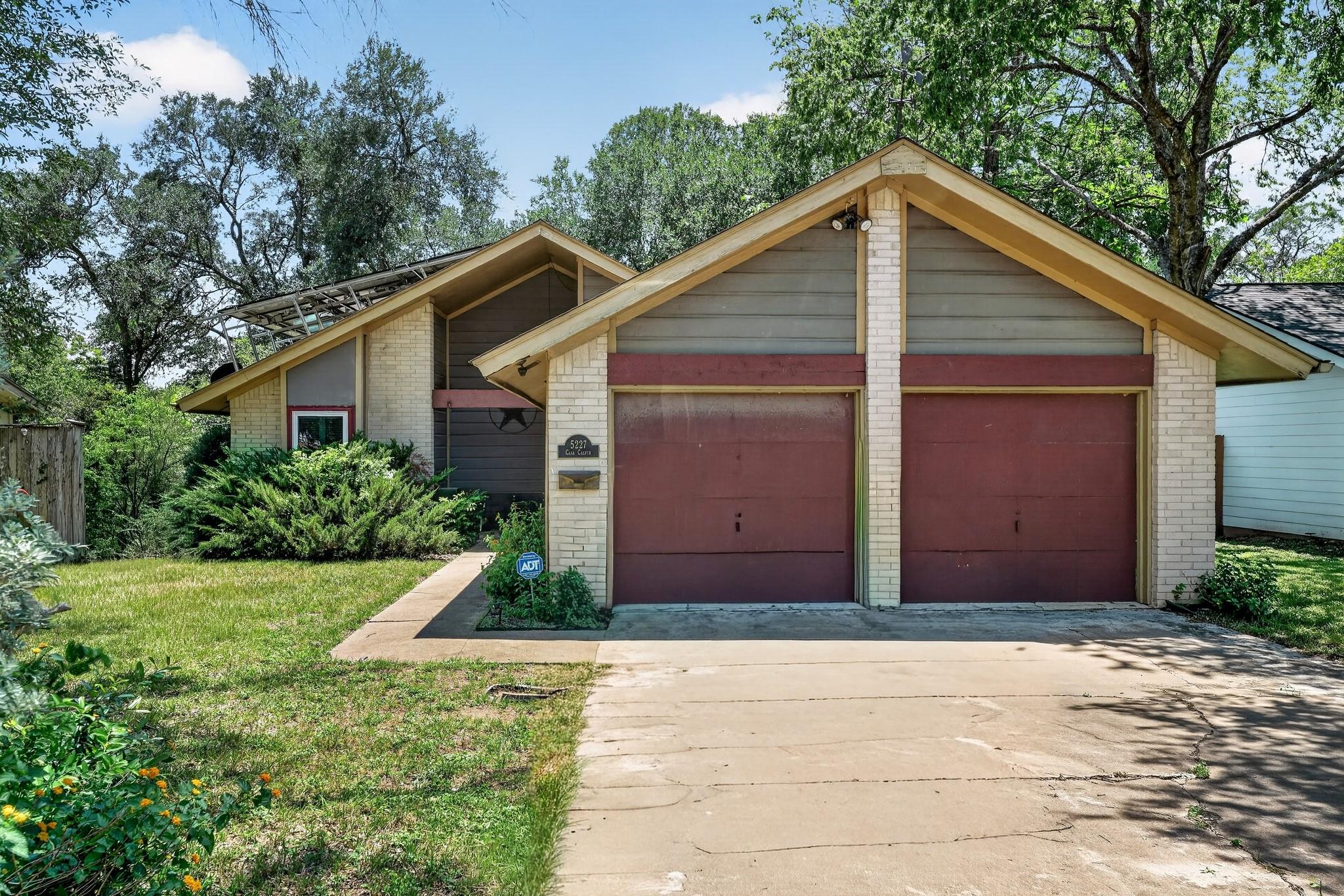 5227 Meadow Creek Dr, Austin, TX 78745