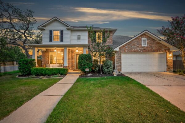 8901 Ovalla Dr, Austin