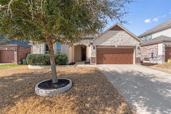 1029 Plano Ln, Leander