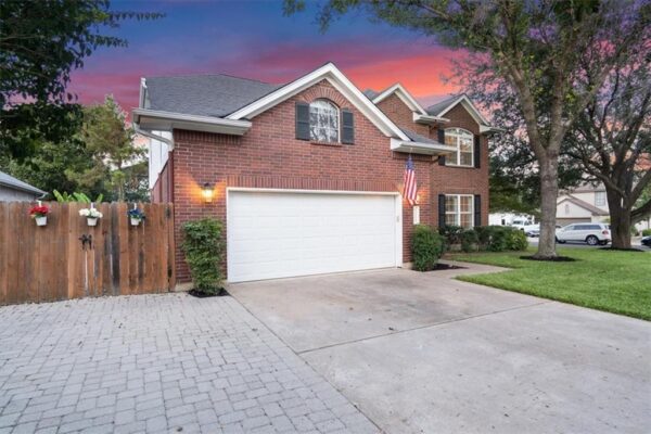 1215 Thistle Trl, Cedar Park